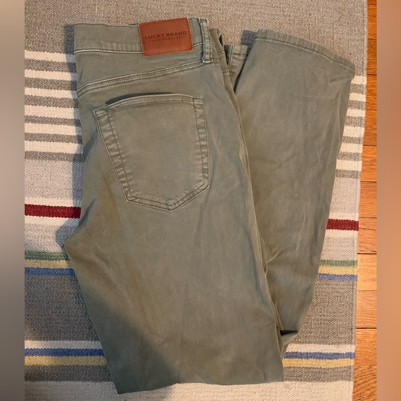 Lucky Brand 410 Athletic Straight Pants W33 L32 - Picture 1 of 6
